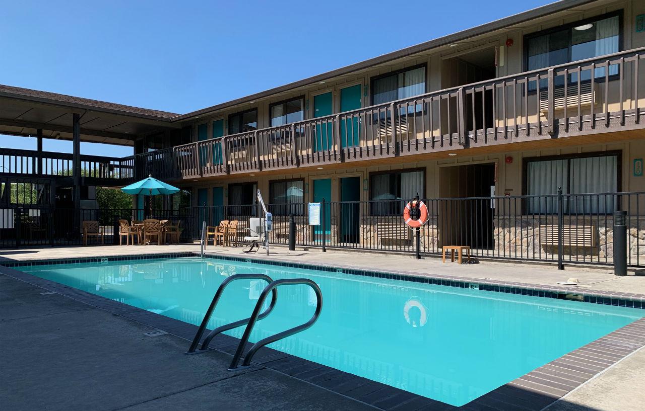 Pepper Tree Inn Beaverton Exterior foto